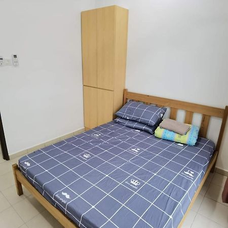 Infinity Homestay Bandar Cemerlang Ulu Tiram Exterior photo