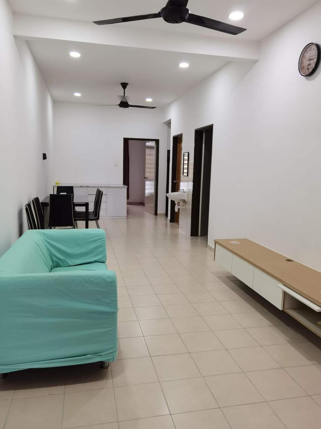 Infinity Homestay Bandar Cemerlang Ulu Tiram Exterior photo
